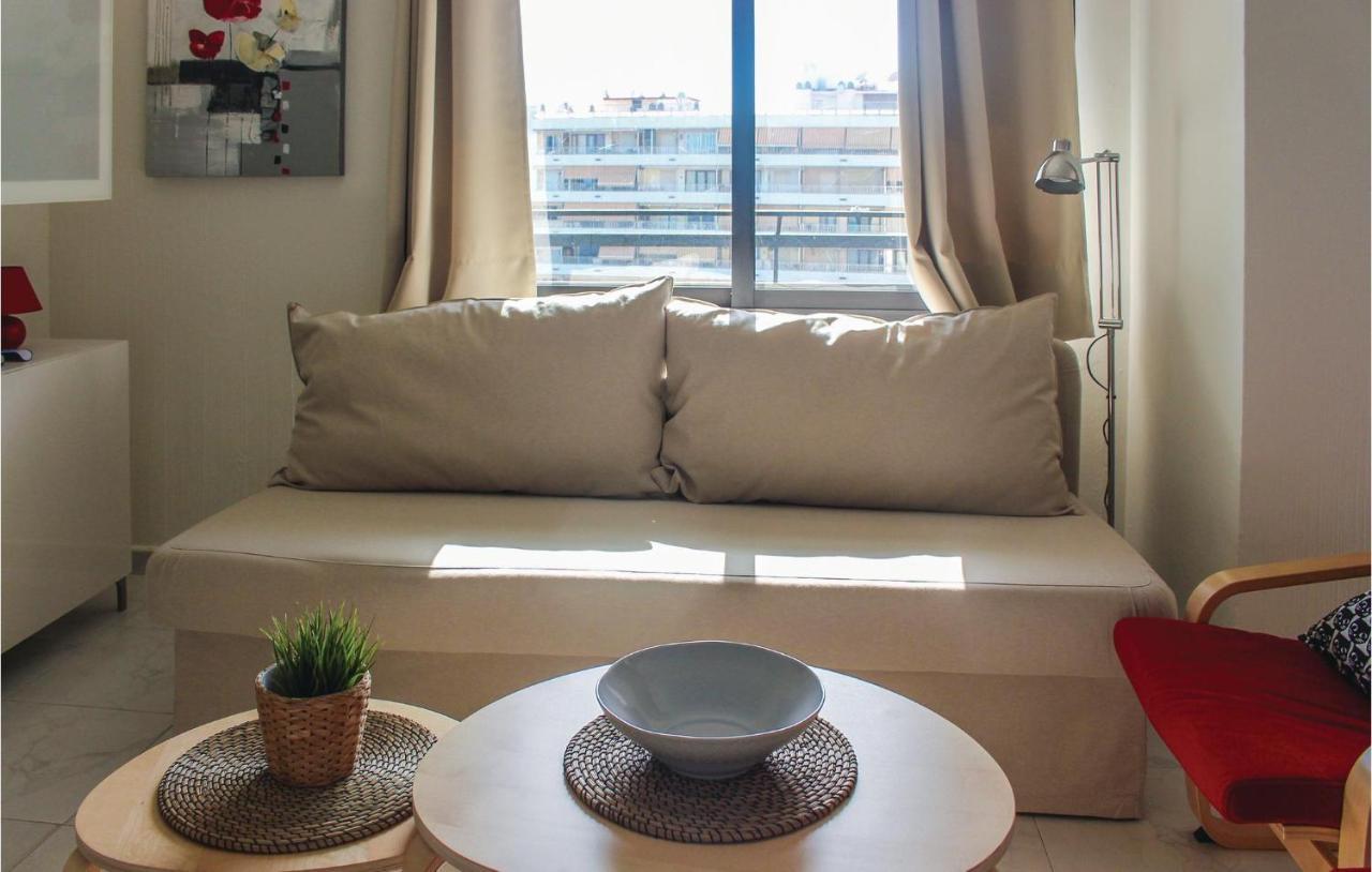 Apartamento Awesome In With 1 Bedrooms